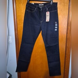 Levi's Women's Straight Leg Jeans in Deep Indigo Black